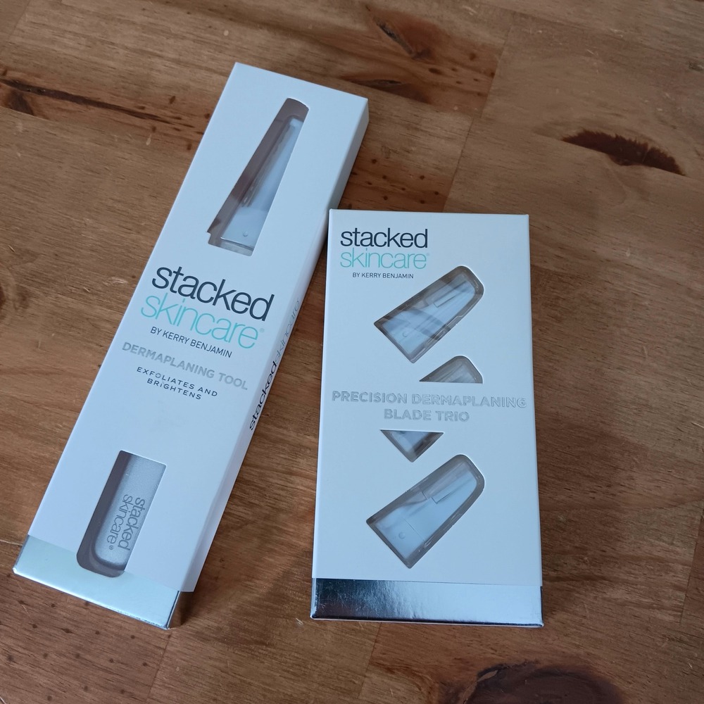 Stacked Skincare Dermaplaning Tool Kerry Benjamin Exfoliation New in Sealed Box